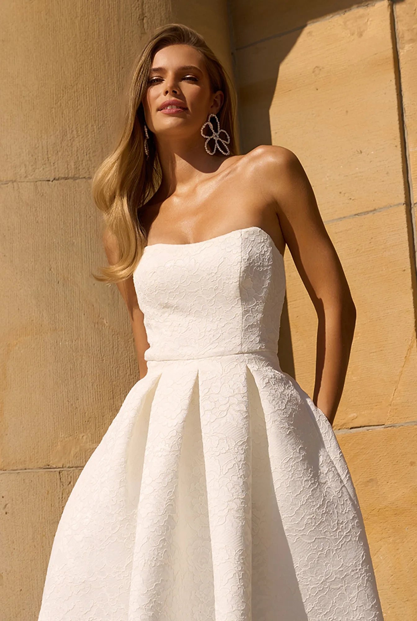 Dresses for Women with Wide Hips – Maxi, Midi, or Mini? Which Length and Style Should You Choose?