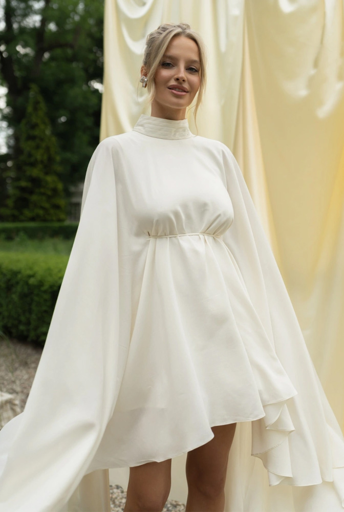 A dress for a wedding while pregnant - how to combine stunning elegance with maximum comfort