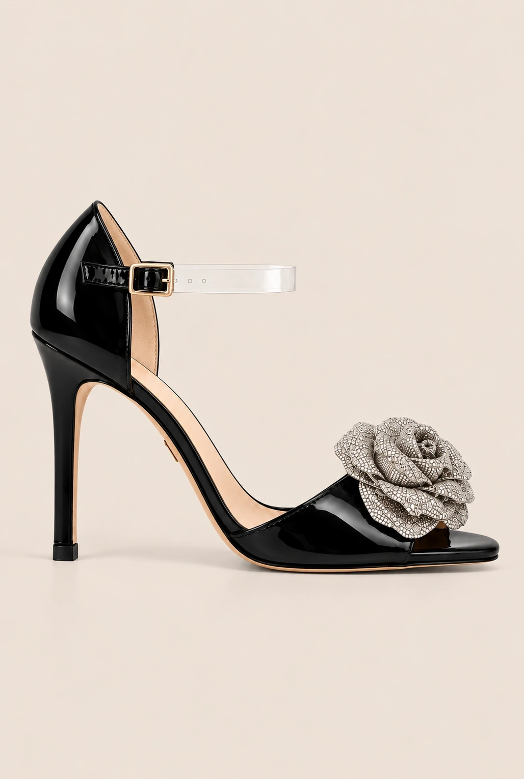 Iriza - black sandals with a decorative flower
