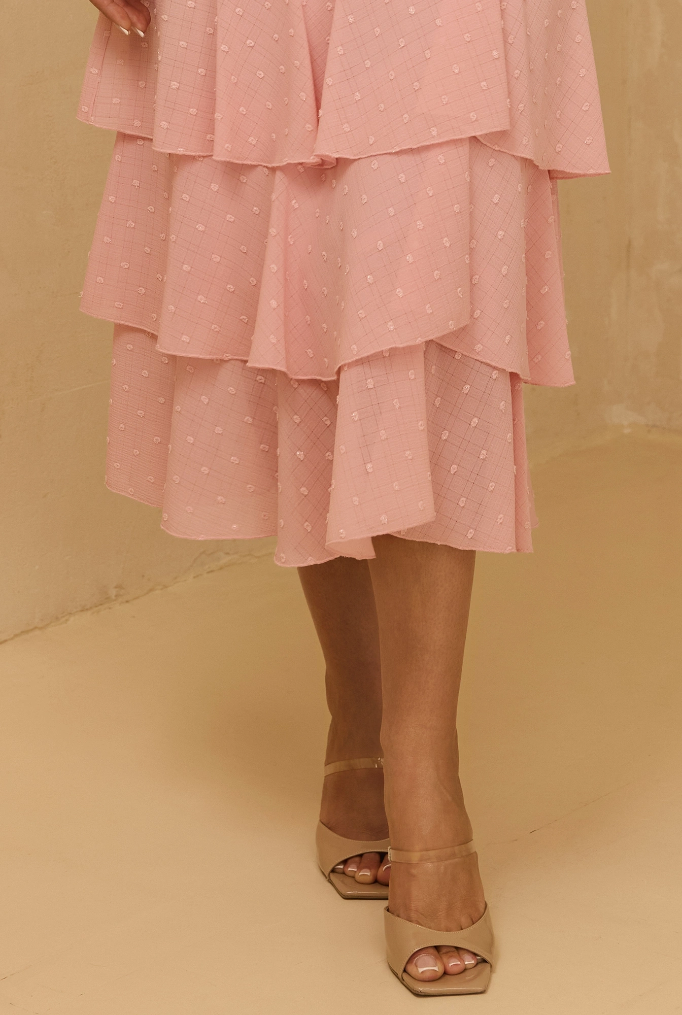 Lucette - Pink maxi dress with Spanish neckline