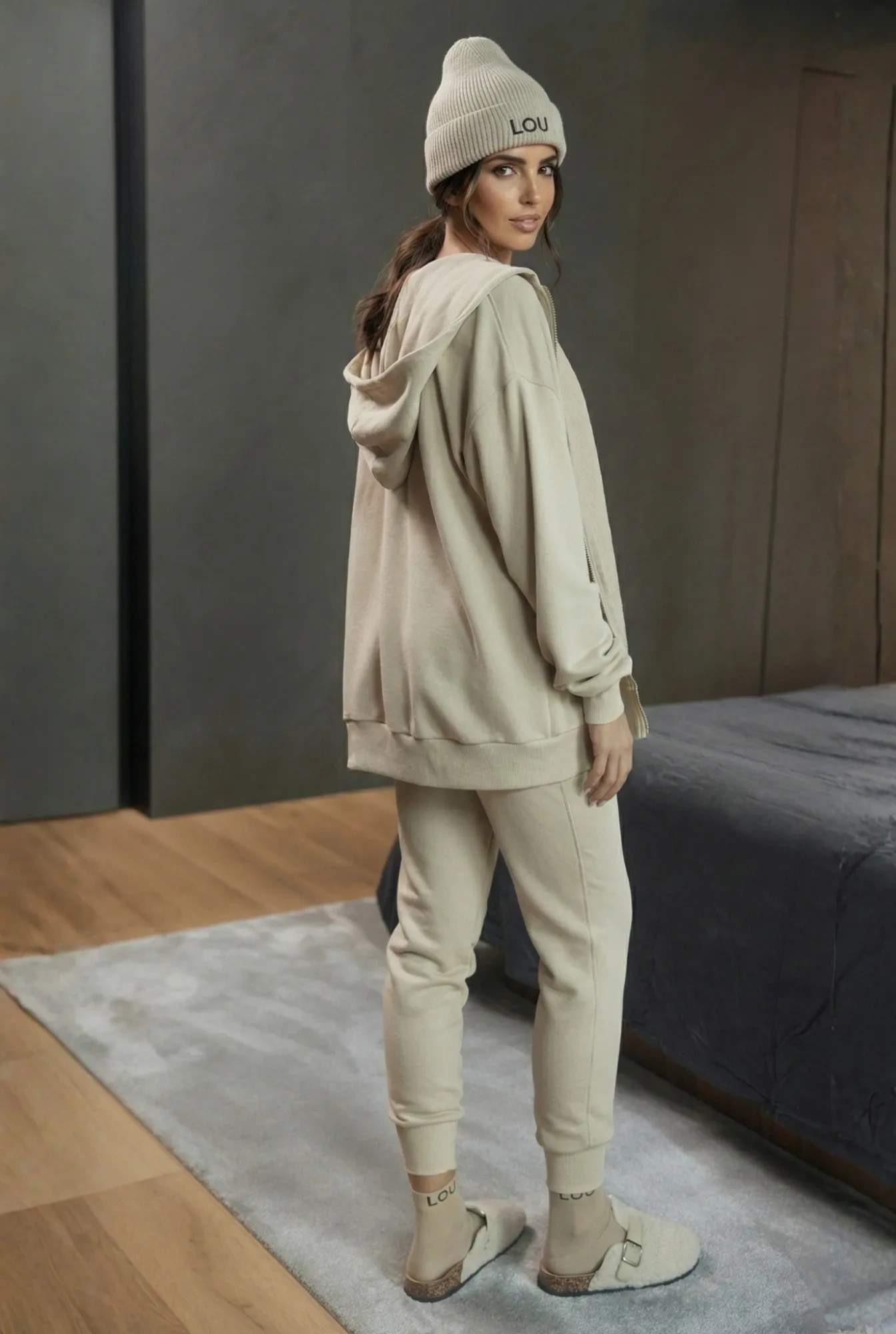 Boston Set - Comfortable Beige Tracksuit Set