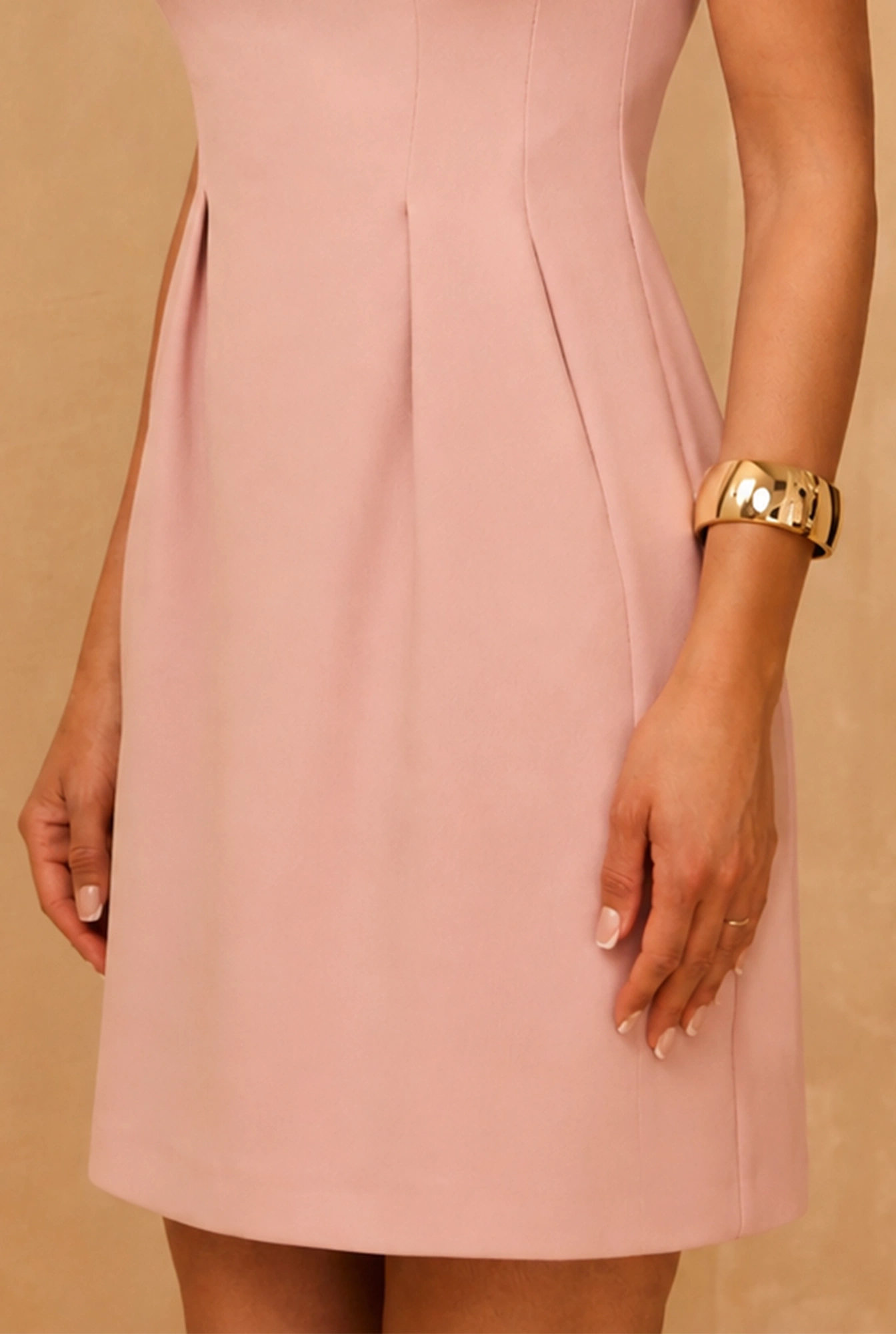 Somayeh – pink dress TALL